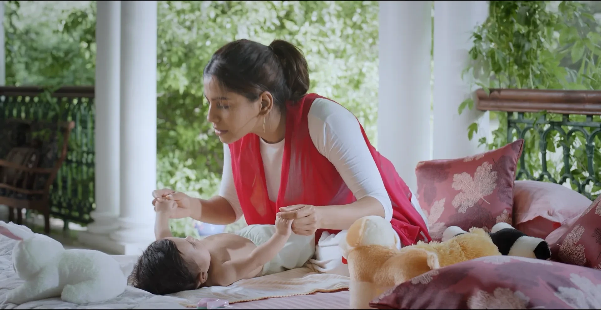 Frame from CITTA Moisturizing Baby Balm, at 0:04