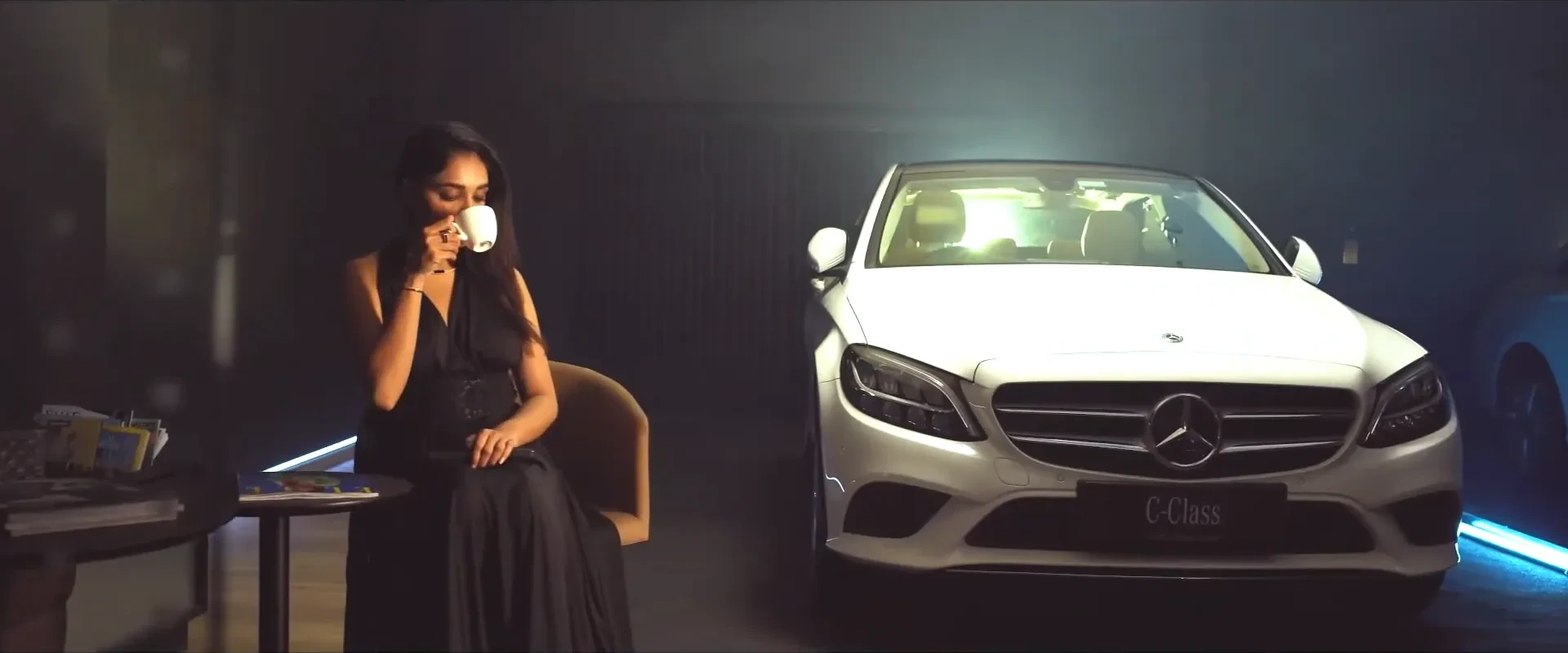 Frame from Mercedes-Benz Global Star, at 0:23