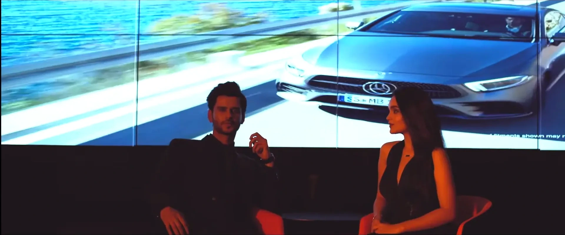 Frame from Mercedes-Benz Global Star, at 1:11