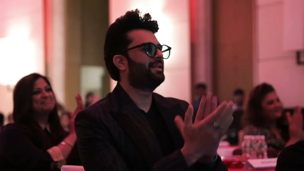 Guests applauding
